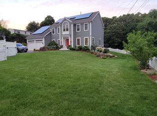 9 Rosegate Rd, Needham, MA 02494