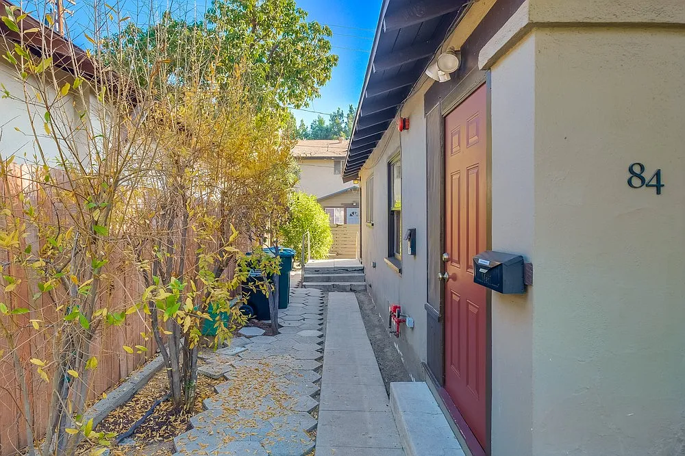 1 bed, 800 sqft, $3,250 — Photo 3