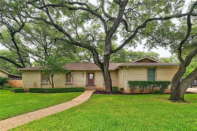 1st image of 10705 Plumewood Dr