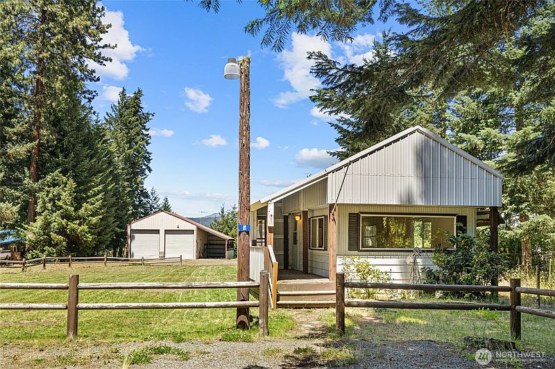 3rd image of 81 Tree Haven Road