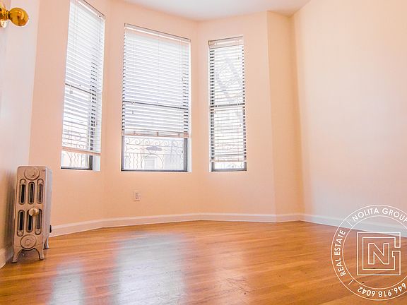 3rd image of 179 Mulberry St APT 15A