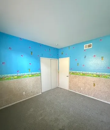 Bedroom 3, first floor. Spongebob theme.
