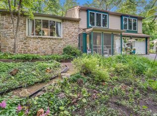 2524 Tulip Ln, Feasterville Trevose, PA 19053