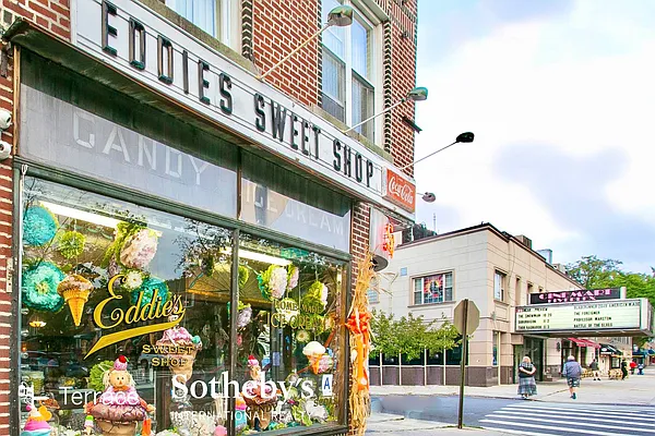 Sold by Terrace Sotheby's International Realty | media 27