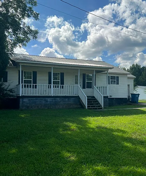 361 Baldwin Dr — Photo 1