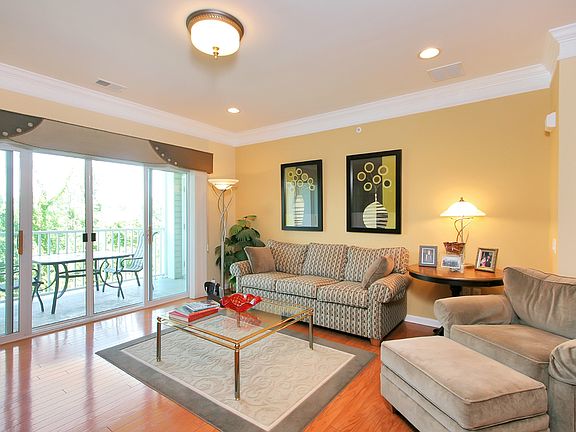 5th image of 3309 Chesterwood Way