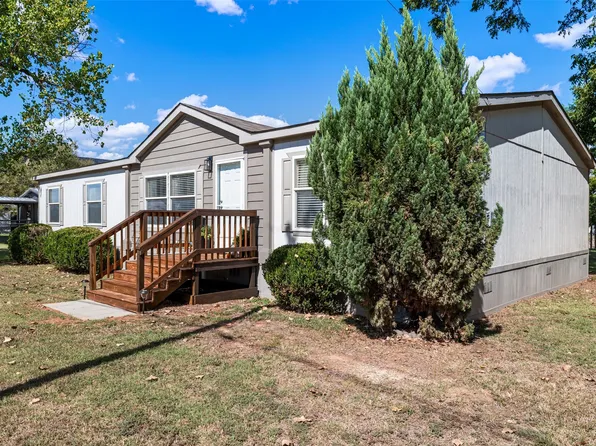 3401 Samoan Ct, Granbury, TX 76048