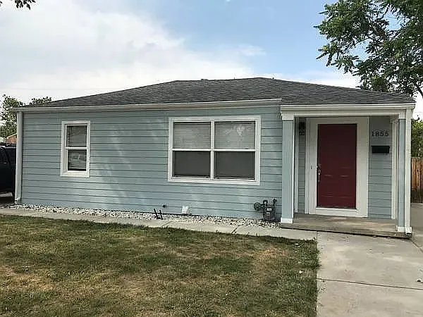 3 bed, 1272 sqft, $2,995 — Photo 2