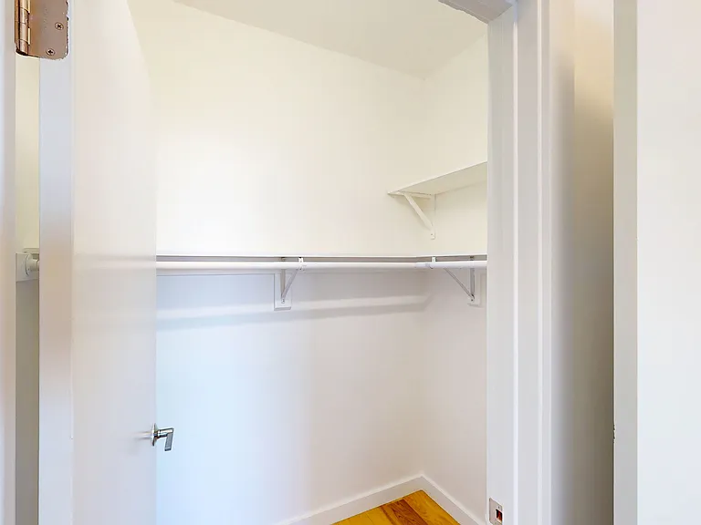 555 Buena Vista Ave W #503 — Photo 6