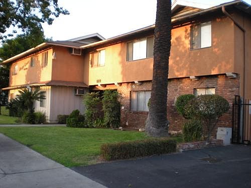 5th image of 1370 N Gordon St APT I