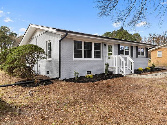 2nd image of 2806 Kendale Dr