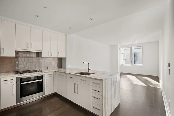 Rented by Compass | media 2