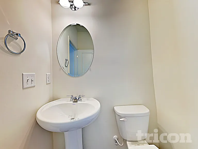 1942 Hudson Dr — Photo 15