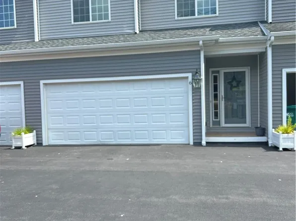 3795 Club Rd APT 6, Perry, NY 14530