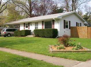 107 N Victor St, Champaign, IL 61821