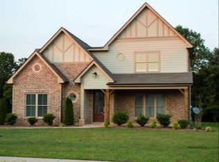 2074 Trout Trl, Murfreesboro, TN 37129