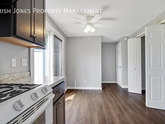 4th image of 124 Minden Dr