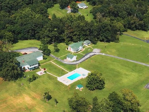 3rd image of 660 Peppermint Springs Dr