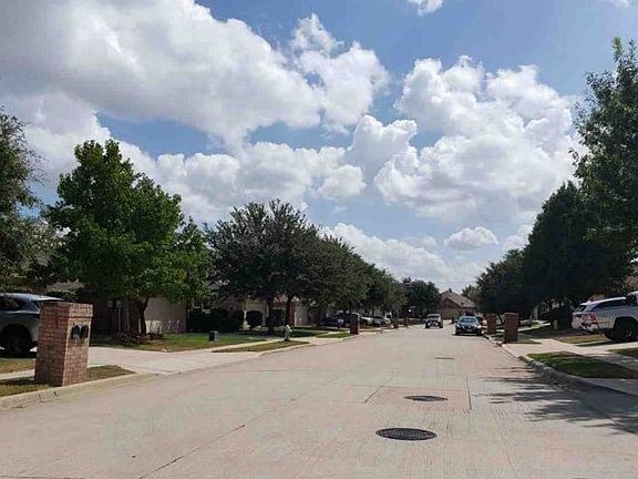 5th image of 2925 Milby Oaks Dr