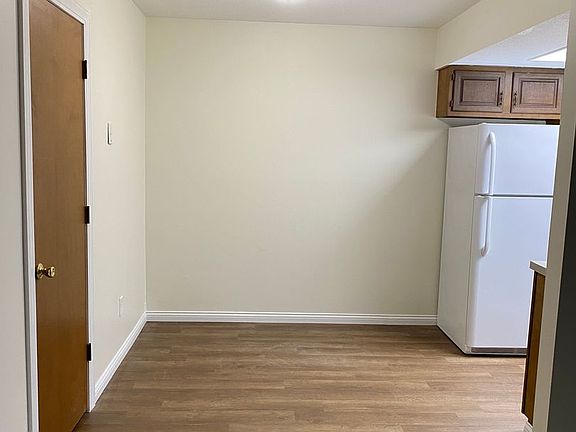 4th image of 807 Mitchell Ave #26