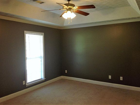 5th image of 135 Lee Road 197