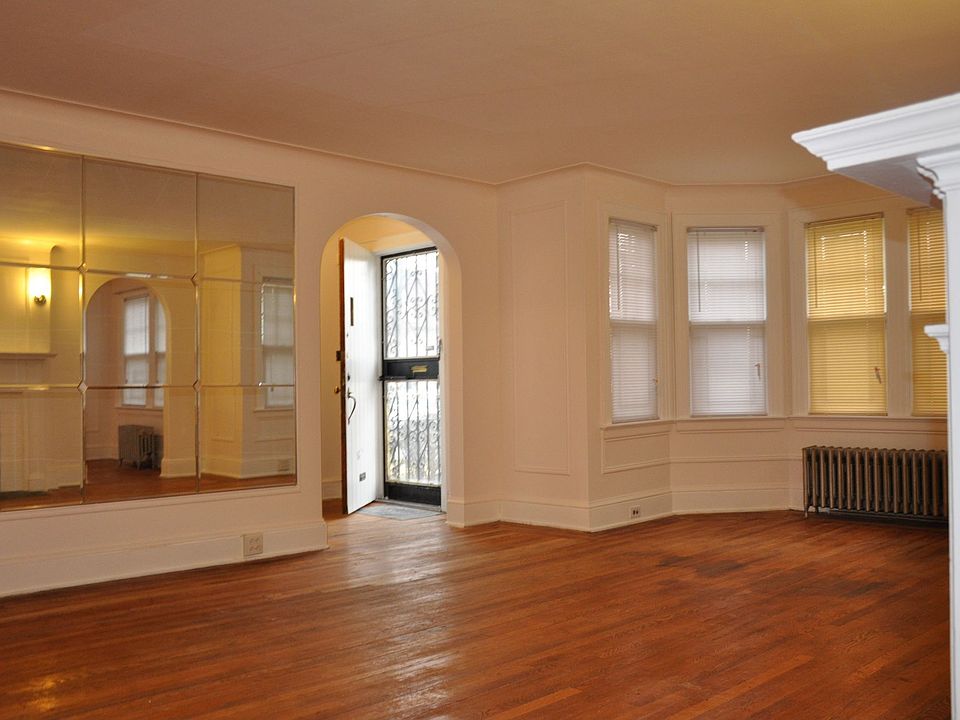 1st image of 11452 176th St