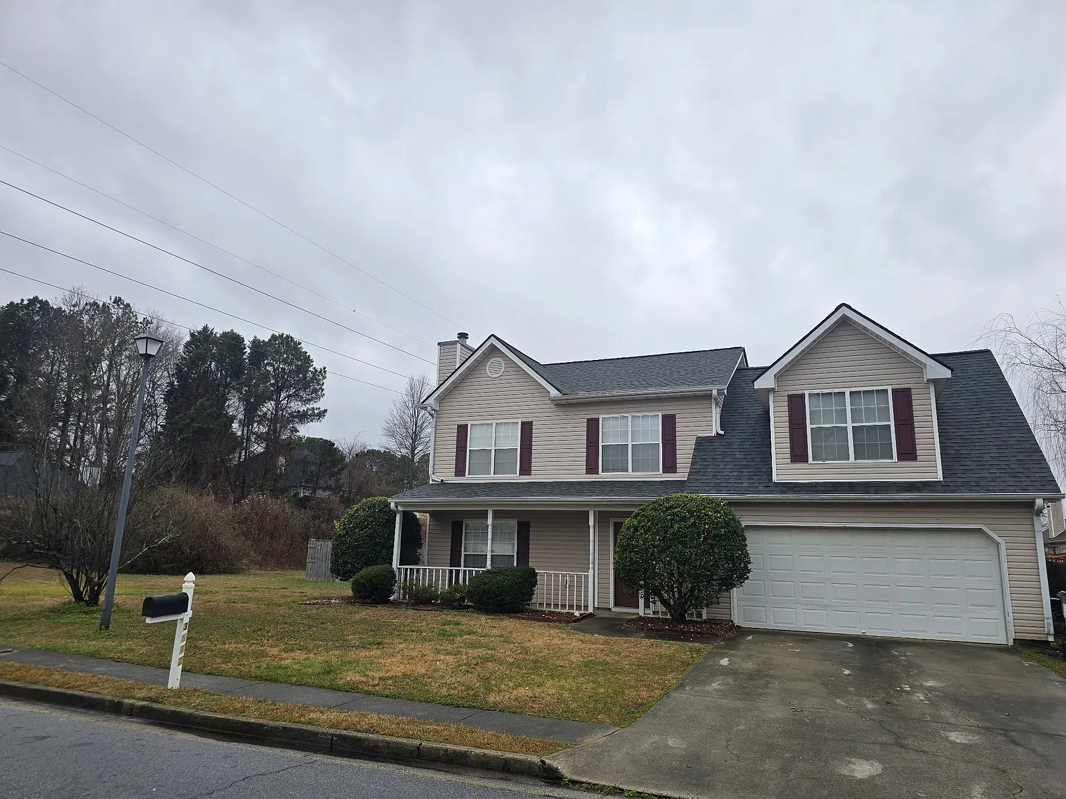 4 bed, 2.5 bath, 1732 sqft, $2,300 — Photo 1