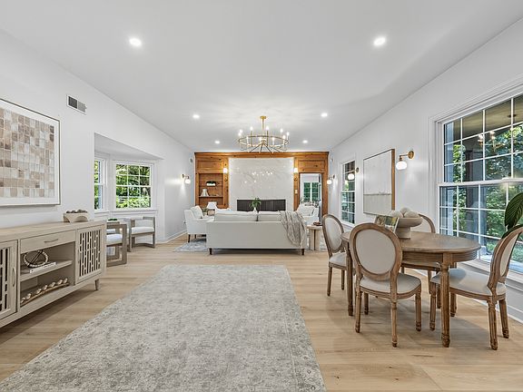 5th image of 1311 Golden Hill Dr