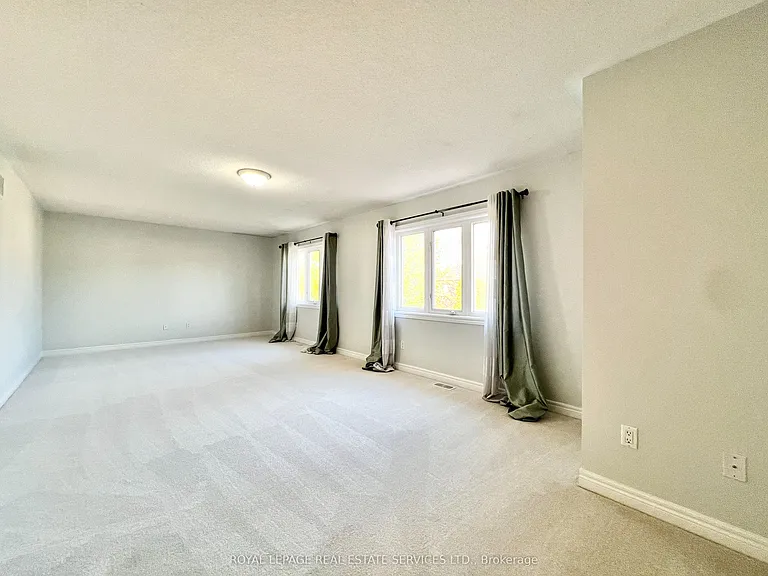 3306 Fox Run Cir — Photo 25