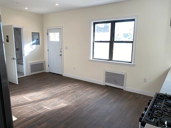 5th image of 41-28 150th St Unit 1A