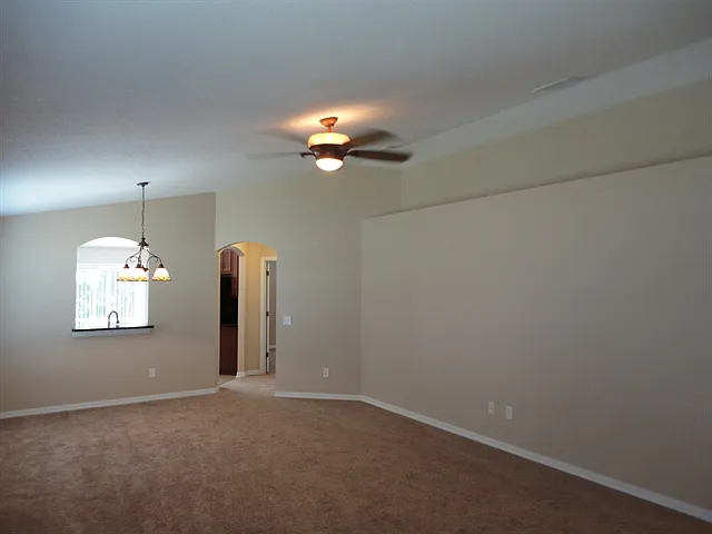 18025 Cypress Bay Pkwy — Photo 2