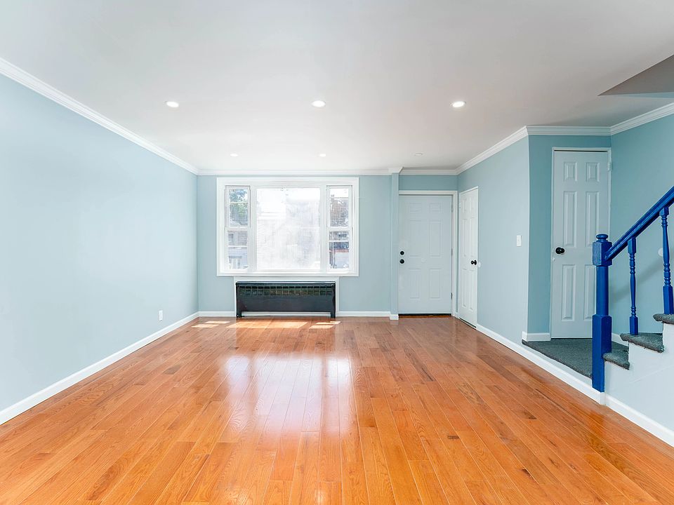 1st image of 1153B E 223rd St #1