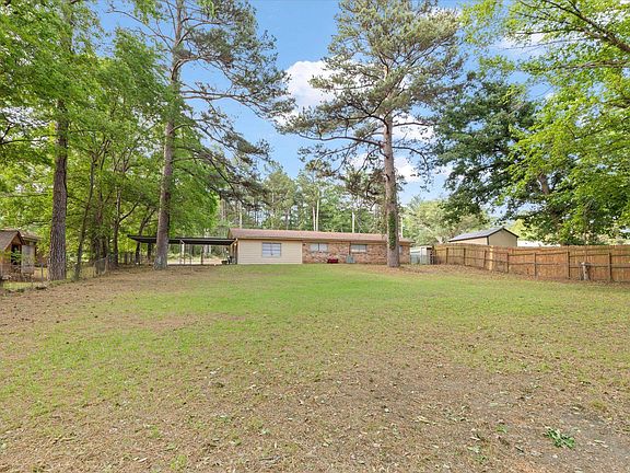 4th image of 312 Solti Dr