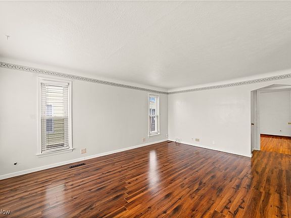 5th image of 8318 Manorford Dr