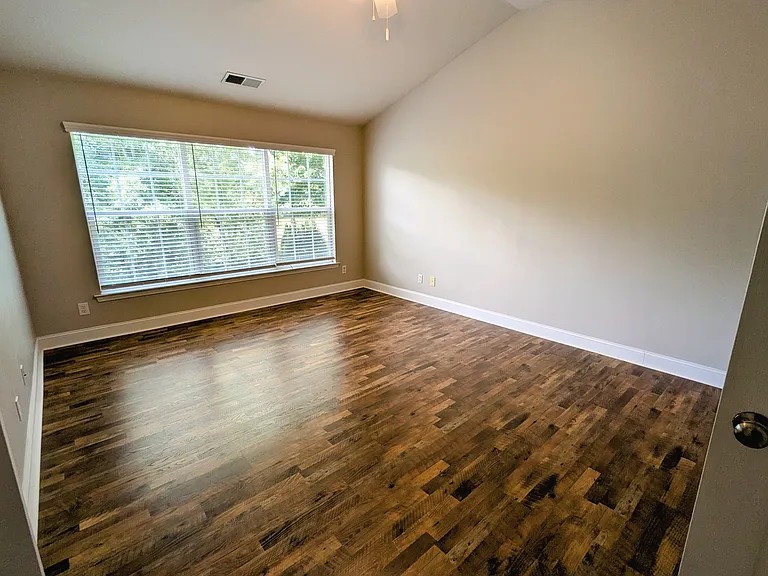 5741 Cambridge Bay Dr — Photo 11