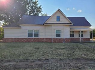 721 N Cleveland Ave, Cushing, OK 74023