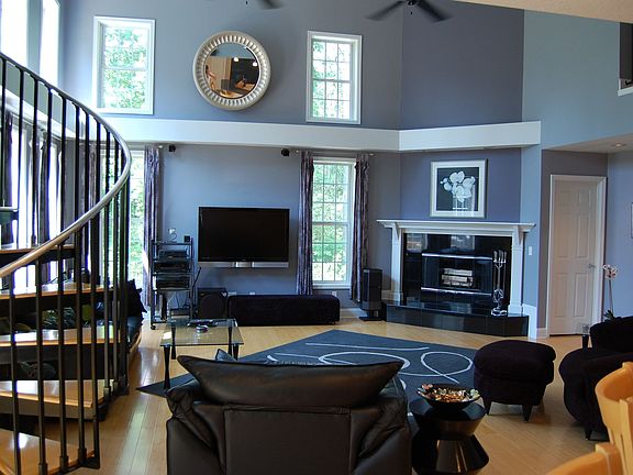 Spiral stairs & front stairs