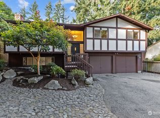 19321 5th Ave NE, Seattle, WA 98155