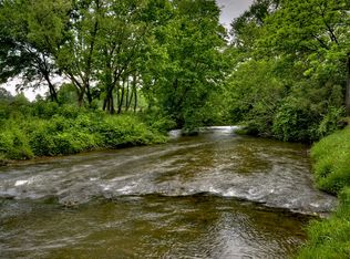 237 Mountain Rivers Rd, Mineral Bluff, GA 30559