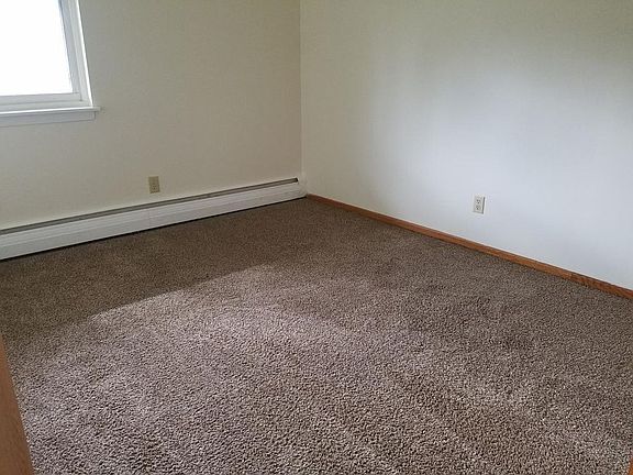 3rd image of 313 E Market St #11336416