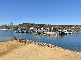 18824 Nautical Dr APT 23, Cornelius, NC 28031