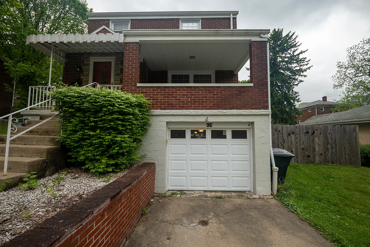 Building Photo - 424 Antenor Ave