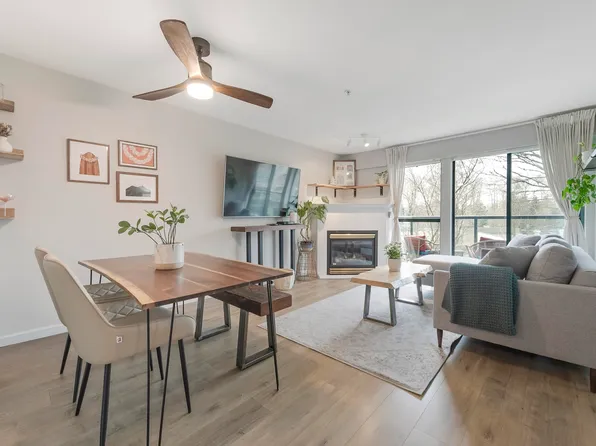 225 Newport Dr #311, Pt Moody, BC V3H 5C7