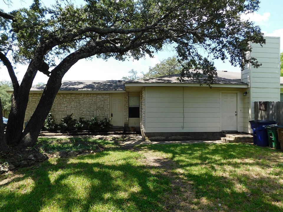 1st image of 11609 Castle Rock Ct #B
