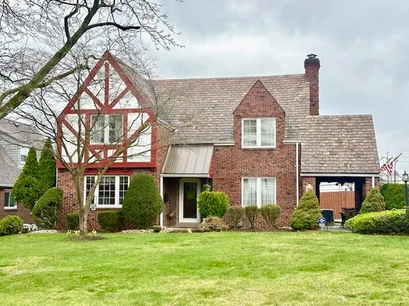 3650 Venango Ave, Homestead, PA 15120
