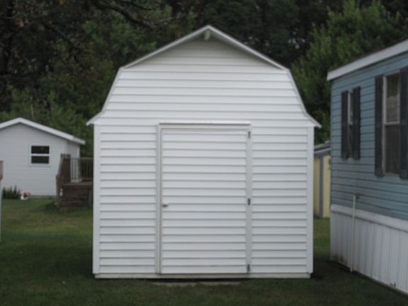3rd image of 60 Robinson Dr