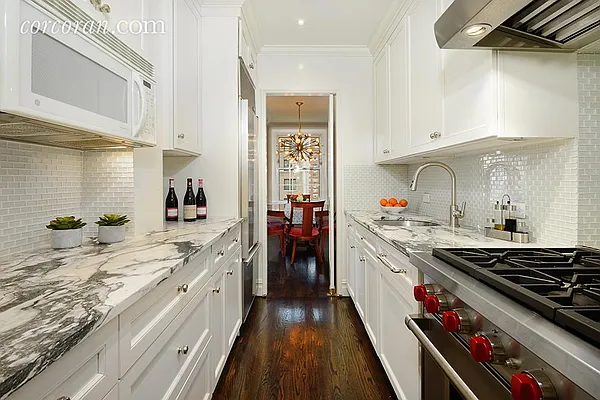 Sold by Corcoran | media 6