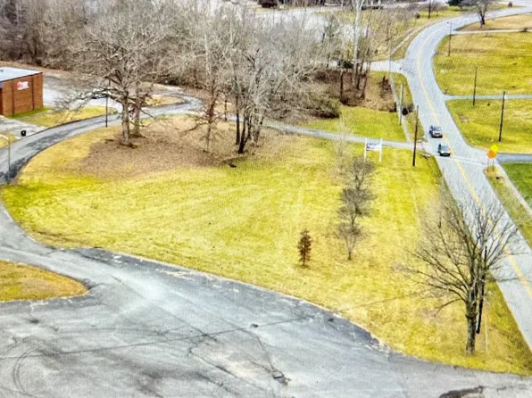 9999 W 5th St, London, KY 40741