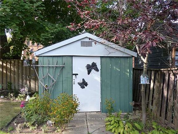 2nd image of 34 Morgan Ave