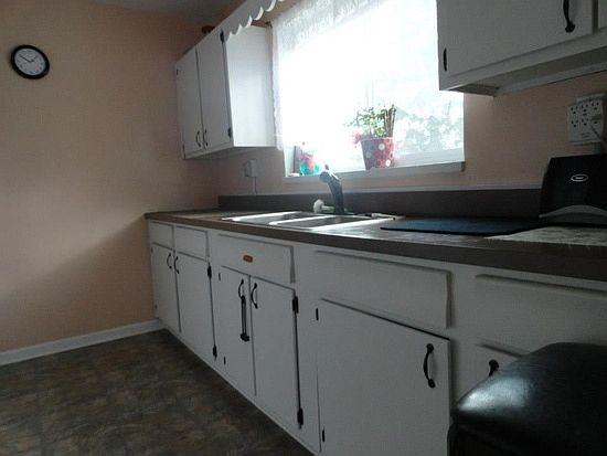 5th image of 1607 Wesleyan